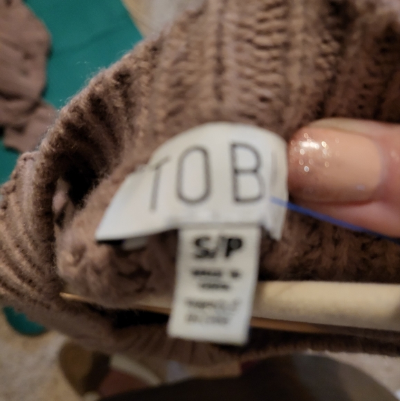 TOBI cold shoulder, lace sleeved small mauve sweater - Picture 7 of 7